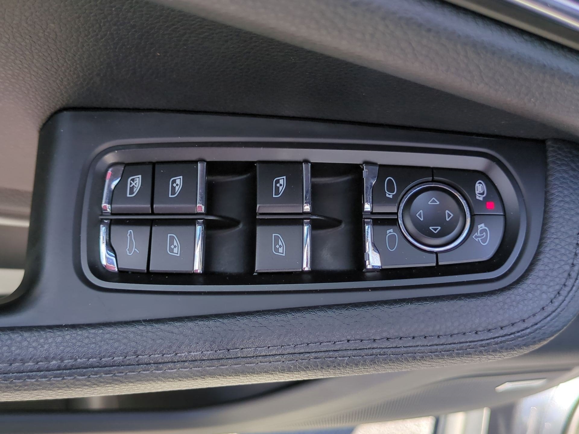 2021 Porsche Macan S