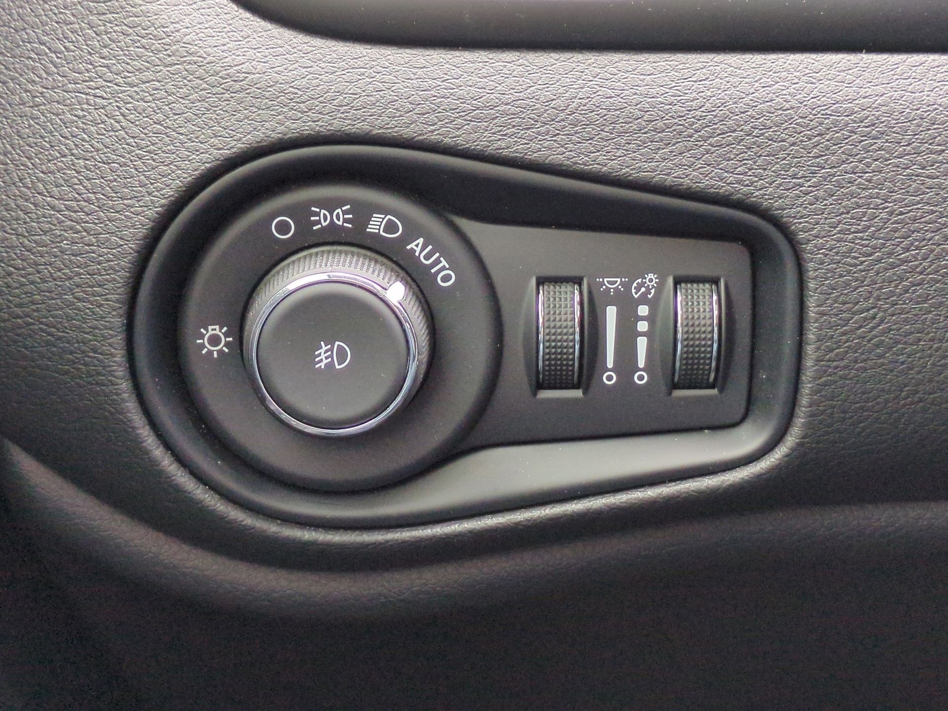 2023 Jeep Renegade Altitude