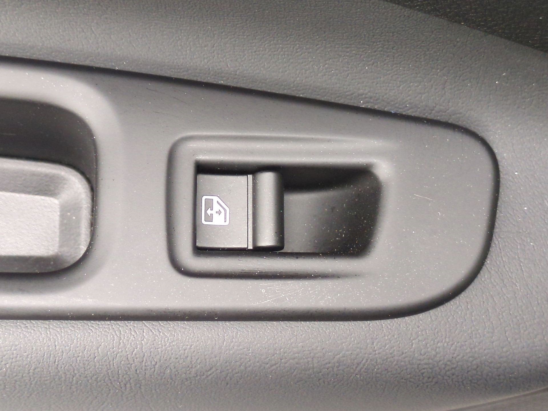 2023 Jeep Renegade Altitude