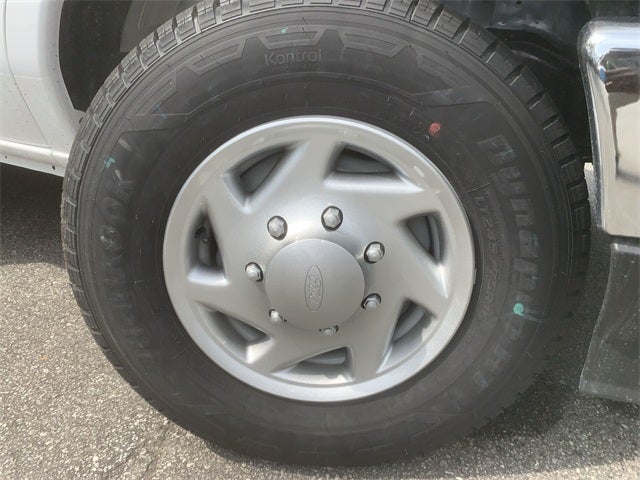 2025 Ford E-350SD Cutaway