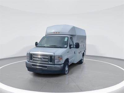 2025 Ford E-350SD Cutaway