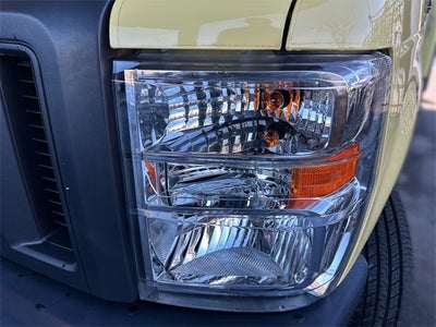 2022 Ford E-450SD Base DRW