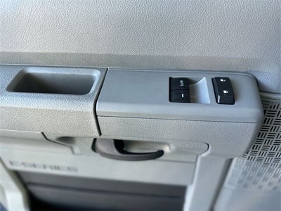 2022 Ford E-450SD Base DRW