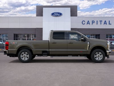 2027 Ford F-350SD XLT