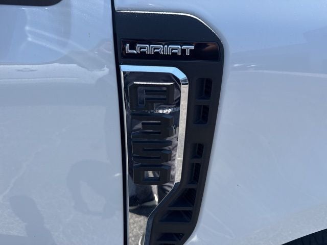 2024 Ford F-350SD Lariat DRW