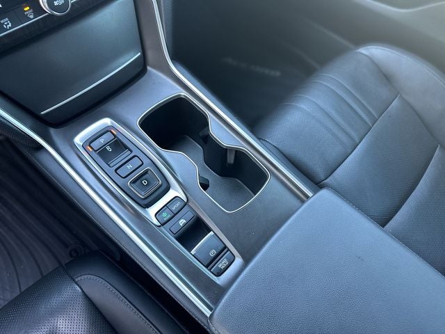 2022 Honda Accord Hybrid Touring