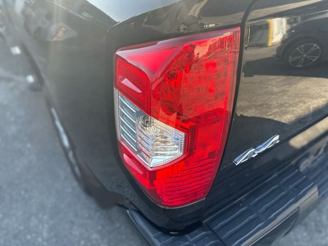 2017 Toyota Tundra Limited CrewMax