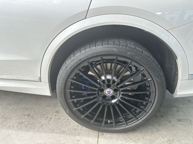 2021 BMW X7 ALPINA XB7
