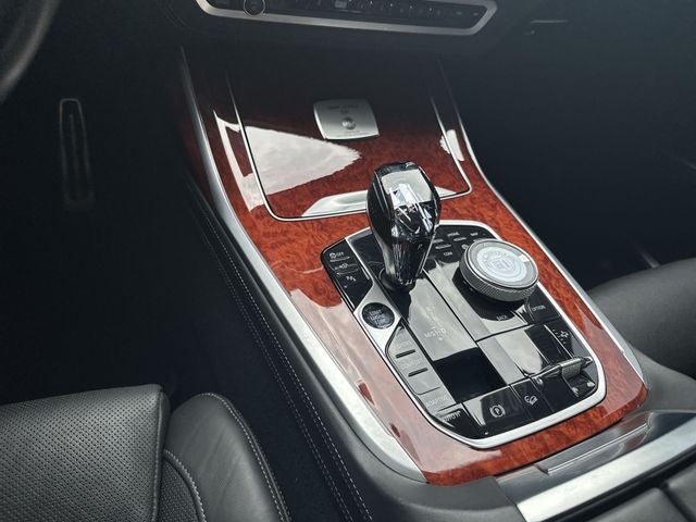 2021 BMW X7 ALPINA XB7