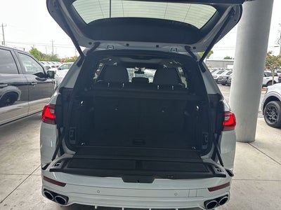 2021 BMW X7 ALPINA XB7