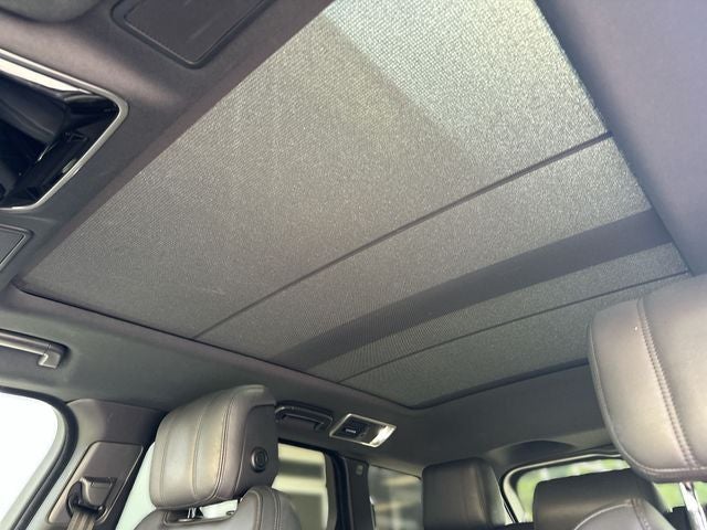 2022 Land Rover Range Rover Sport HSE Silver Edition