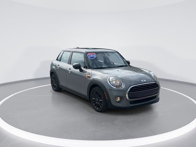 2016 MINI Cooper Cooper
