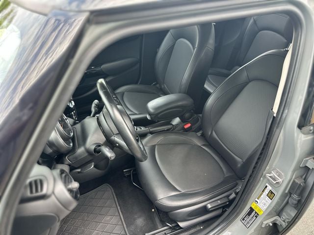 2016 MINI Cooper Cooper