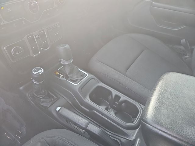 2021 Jeep Gladiator Willys