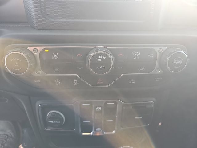 2021 Jeep Gladiator Willys