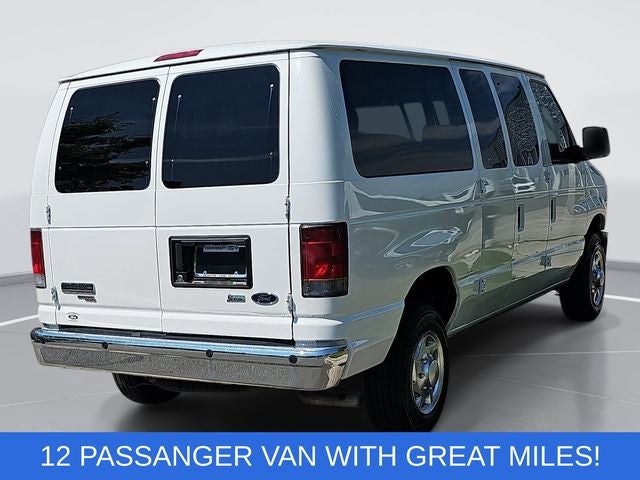 2010 Ford E-350SD XLT