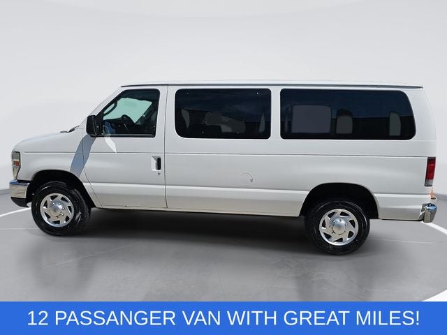 2010 Ford E-350SD XLT