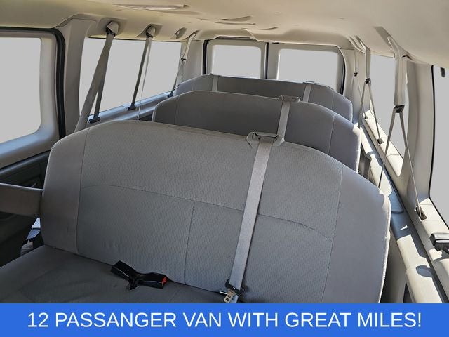 2010 Ford E-350SD XLT