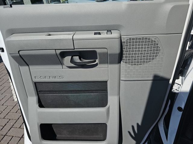 2026 Ford E-350SD Base Cutaway