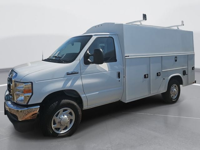 2026 Ford E-350SD Base Cutaway
