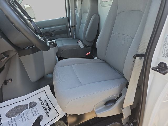 2026 Ford E-350SD Base Cutaway