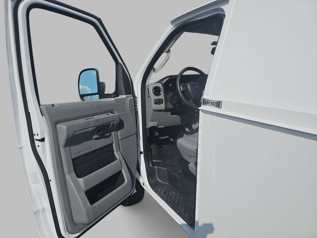 2026 Ford E-350SD Base Cutaway