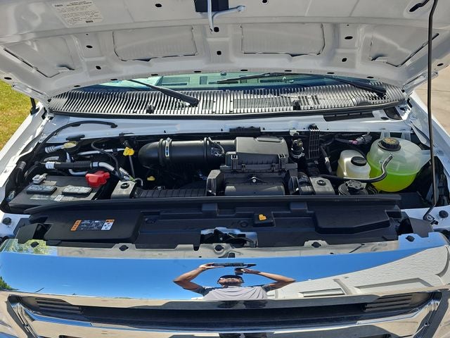 2026 Ford E-350SD Base Cutaway