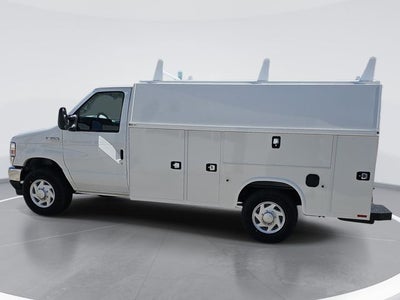 2026 Ford E-350SD Base Cutaway