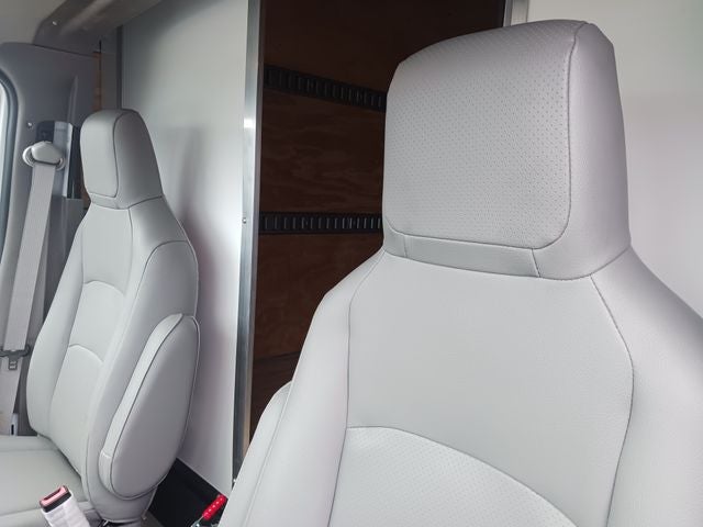 2026 Ford E-350SD Base Cutaway