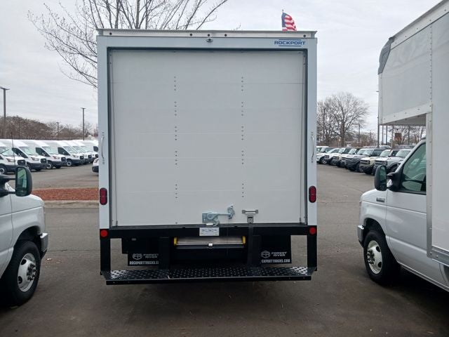 2026 Ford E-350SD Base Cutaway