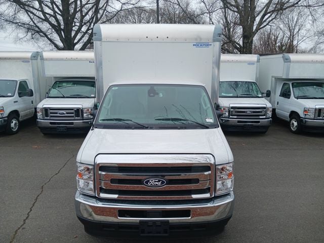 2026 Ford E-350SD Base Cutaway