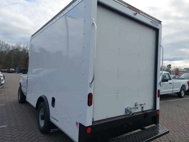 2026 Ford E-350SD Base Cutaway