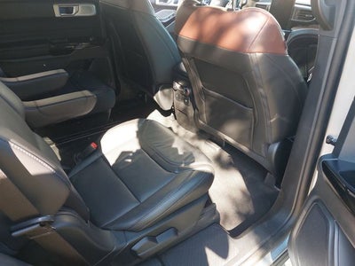 2022 Ford Explorer Platinum