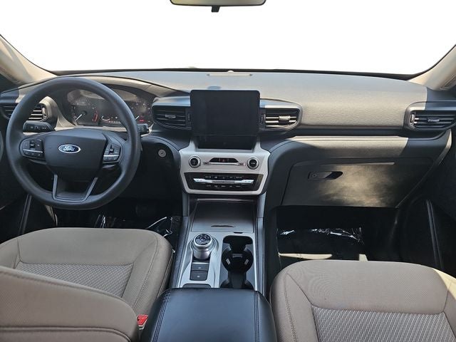 2021 Ford Explorer Base