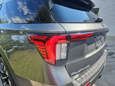 2025 Ford Explorer Platinum