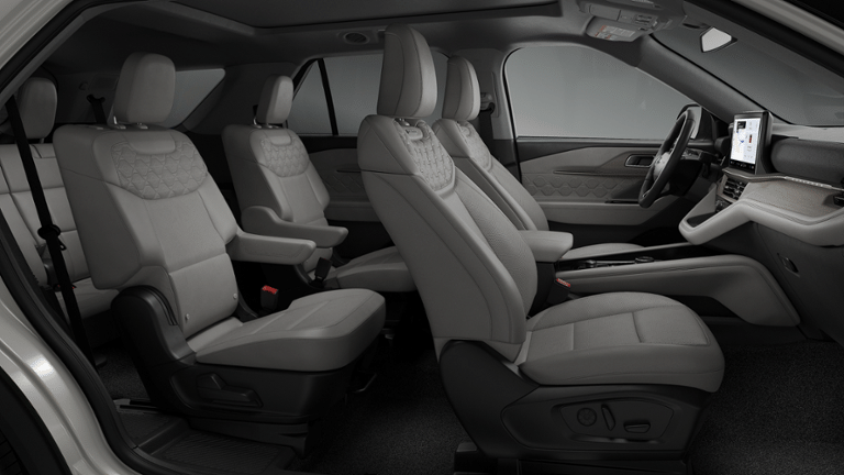 2026 Ford Explorer Platinum - Photo 29