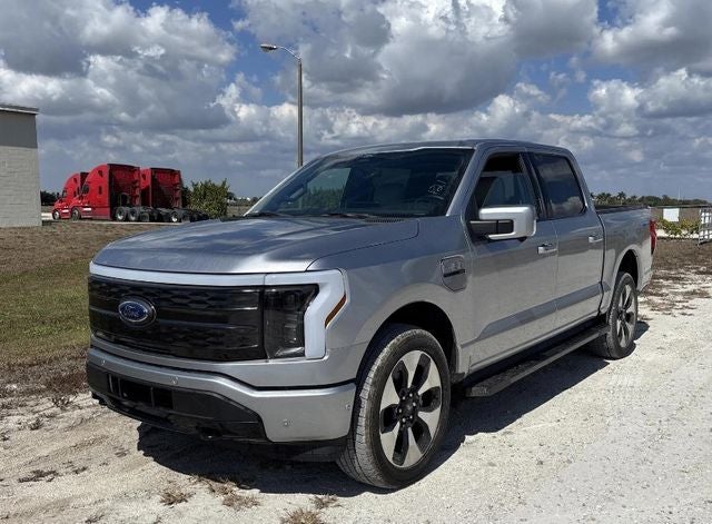 2022 Ford F-150 Lightning Platinum