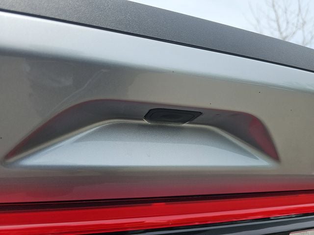 2022 Ford F-150 Lightning Platinum