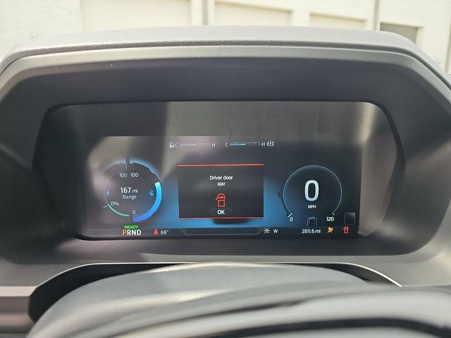 2022 Ford F-150 Lightning Platinum