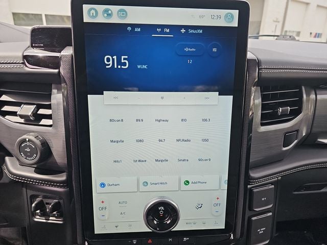 2022 Ford F-150 Lightning Platinum