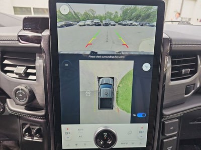 2022 Ford F-150 Lightning Platinum