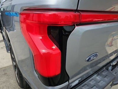 2022 Ford F-150 Lightning Platinum