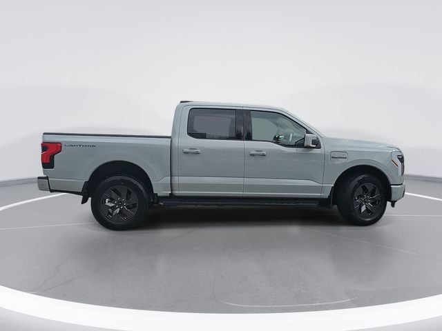 2023 Ford F-150 Lightning Lariat