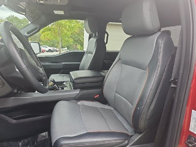 2024 Ford F-150 Lightning Lariat