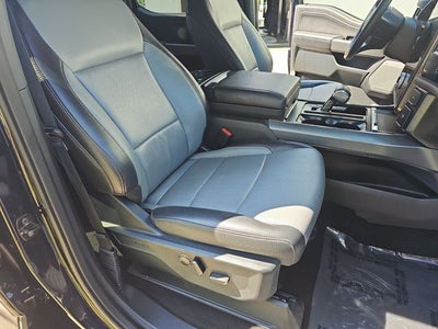2025 Ford F-150 Lightning Lariat