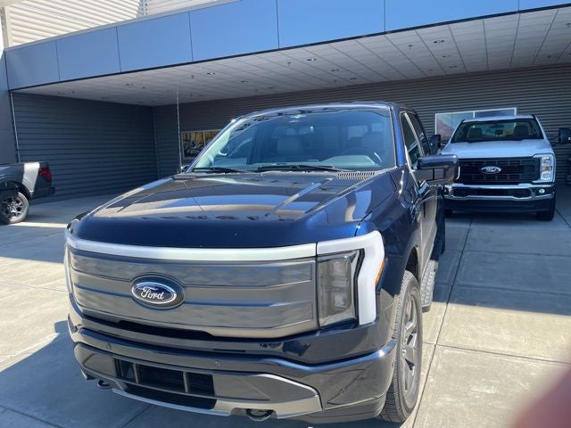 2023 Ford F-150 Lightning Lariat