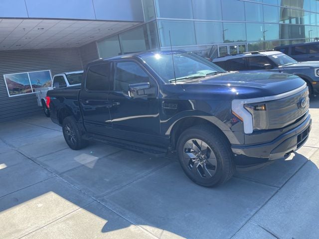 2023 Ford F-150 Lightning Lariat
