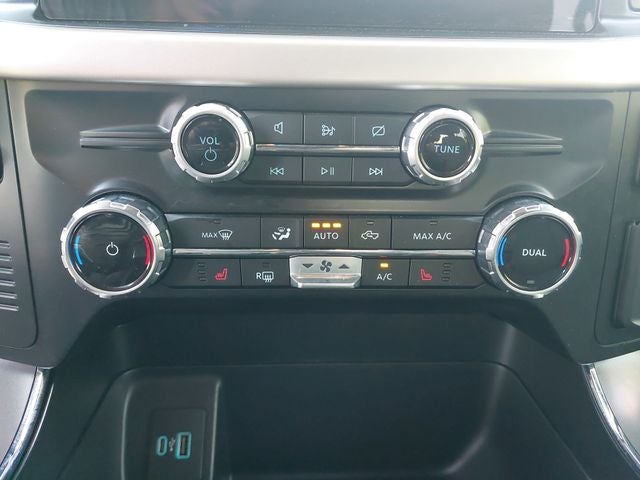 2023 Ford F-150 Lightning XLT