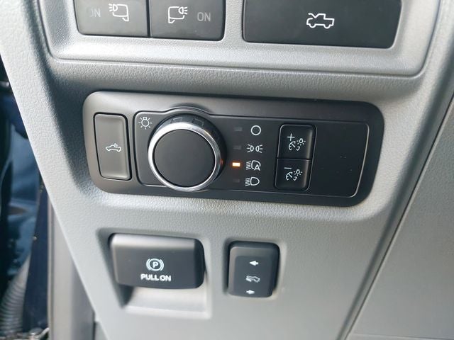 2023 Ford F-150 Lightning XLT