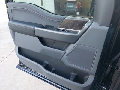 2023 Ford F-150 Lightning XLT